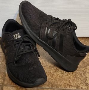 ADIDAS Cloudfoam SNEAKERS. Womans size 8